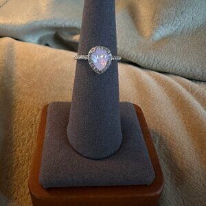 pear opalecent cz ring sz 6